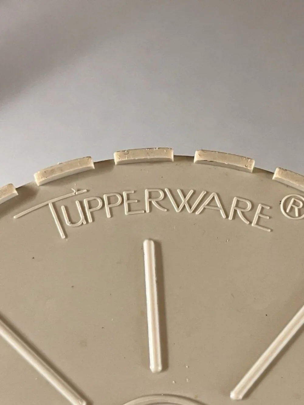 Vintage Tupperware Harvest Gold 2 Quart Pitcher 800-1 & Push Button Lid 802-5